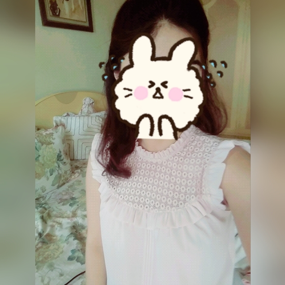 Victorian-style lace top - Picture 1 of 3